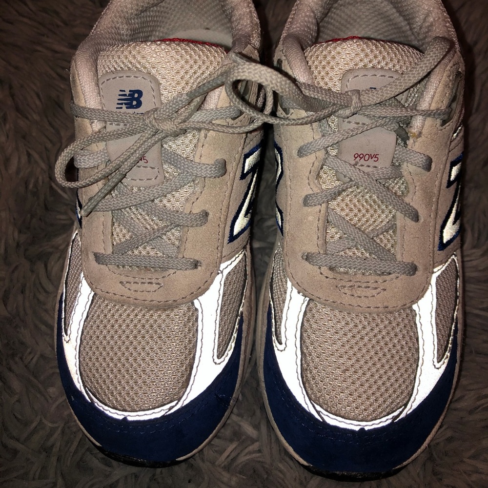 New Balance 990